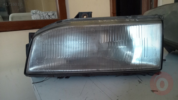 Hyundai Excel çıkma sol ön far