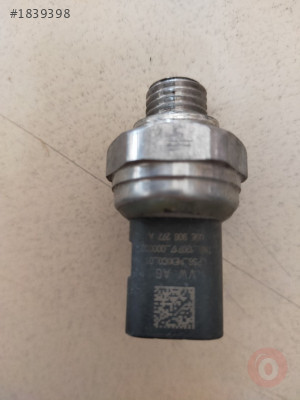 T ROC YAKIT BASINÇ SENSÖRÜ 1.0-1.4-1.5 TSİ  05E906277A