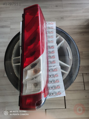 İVECO DAİLY 35 SAĞ STOP LAMBASI  5801523221
