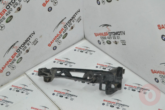 AUDİ Q3 ÖN SAĞ TAMPON TUTUCU BRAKETİ 8U0805608A