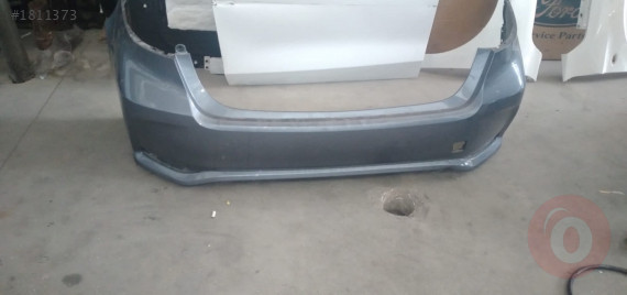 Toyota corolla çıkma arka tampon