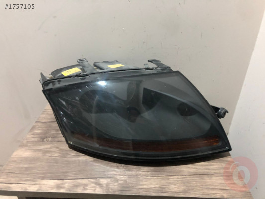 AUDİ TT 00-06 SAĞ FAR 8N0941004