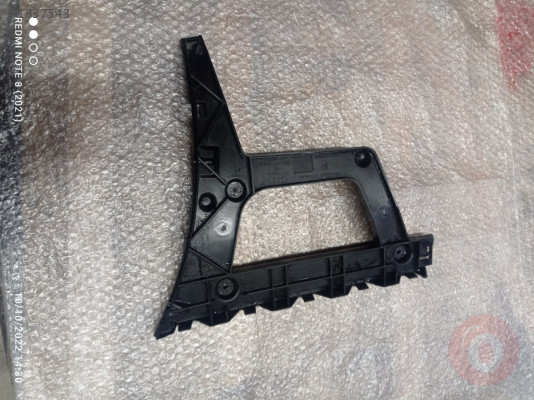 8K5807454A  TAMPON DESTEK PARÇASI SAĞ ARKA AUDİ A4 2013>>201
