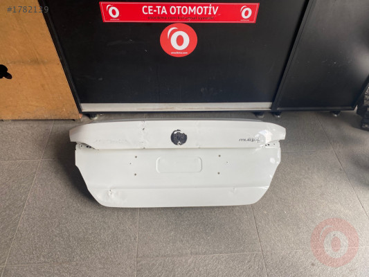 FİAT EGEA BAGAJ KAPAGI ÇIKMA ORJİNAL BEYAZ