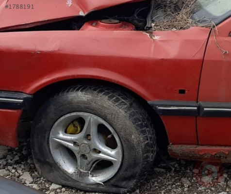 1993 renault r21 optima çıkma sol ön çamurluk