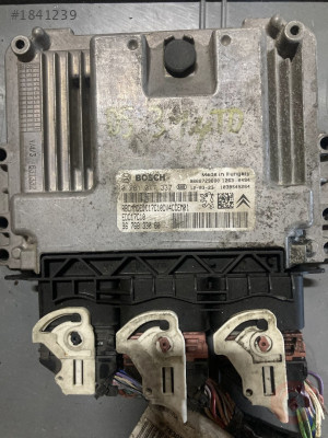 Citroen C3 1.4 HDI Motor Beyni 9676833080 / 0281017337