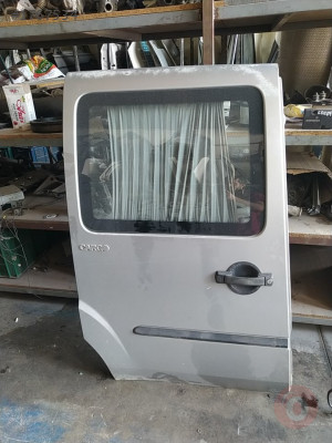 Fiat Doblo sağ sürgülü kapı 2004 orjinal hatasız