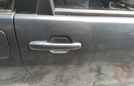 2011 model seat ibiza 16v çıkma sağ arka kapı kolu