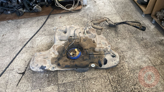 2017 TOYOTA COROLLA D-4D MAZOT YAKIT DEPOSU ORJ ÇIKMA