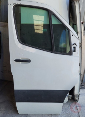 Mercedes-Benz  sprinter  sağ ön kapı Çıkma parça