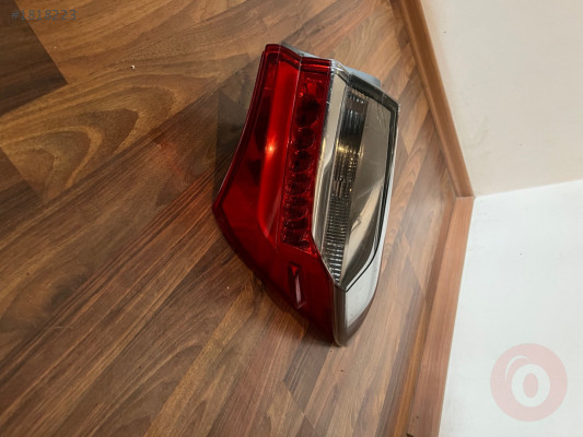Corolla sağ dış stop ledli