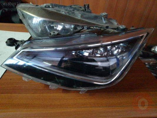 Seat İbiza Sol Ön Far