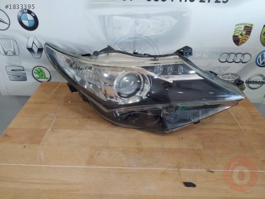 TOYOTA AURİS ÇIKMA SAĞ FAR MAKYAJSIZ KASA LEDLİ