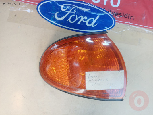 Ford Windstar  Sağ ön sinyal lambasi