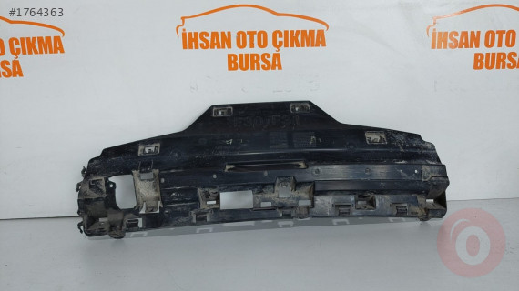 BMW F30 F31 ARKA TAMPON İÇ BRAKETİ   7256921 ORİJİNAL