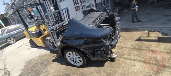 BMW F10 kesme arka çamurluk arka dingil