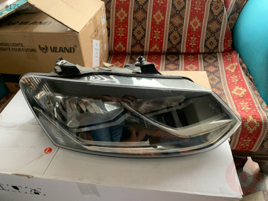 VW POLO ÇIKMA ORJİNAL SAĞ ÖN FAR HATASIZ 6c1941006
