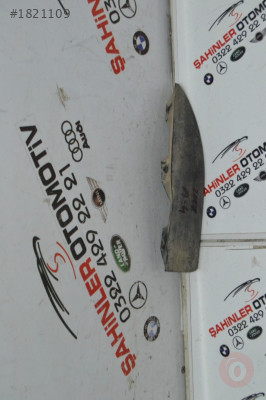 AUDİ A4 ORTA TAMPON BRAKETİ 8W0853834