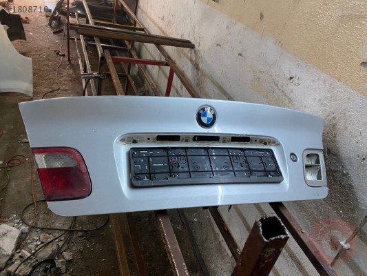 BMW E46 BAGAJ KAPAĞI