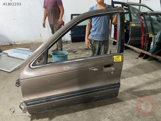 MİTSUBİSHİ LANCER SOL ÖN KAPI BANDI 1990 MODEL ORJİNAL ÇIKMA