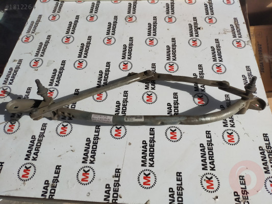 BMW 5 E60 ÖN CAM SİLECEK MOTORU MEKANİZMASI 7272451