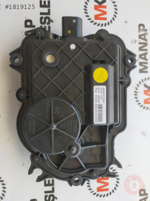 AUDİ A8 KAPI FREN MOTORU 4E0837059