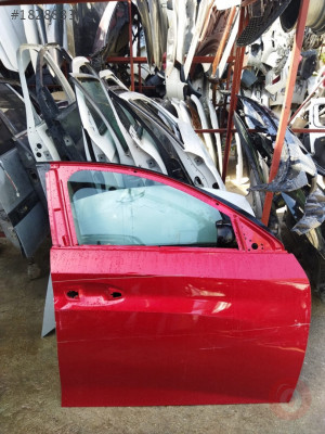 Peugeot 308 sağ ön kapı çıkma