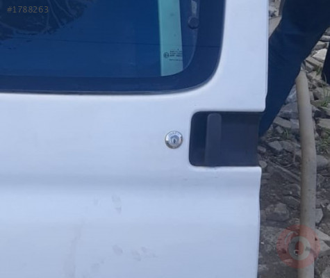 1998 peugeot partner 1.9 çıkma sağ sürgülü kapı kolu