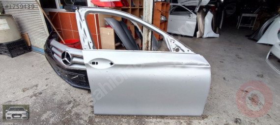 F10 Sağ Ön Kapı