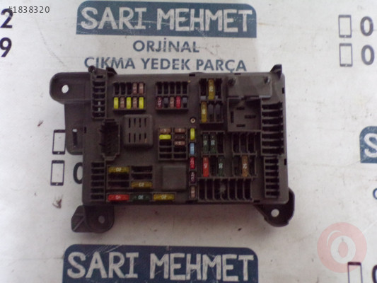 ÇIKMA BMW E70 E71 SİGORTA KUTUSU 518 954 020A
