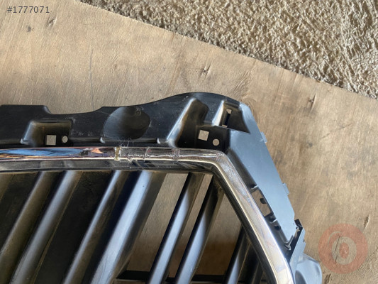8W3853651AA AUDİ ÖN PANJUR SIFIR
