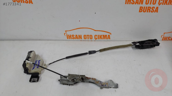 CITROEN BERLINGO STATION WAGON sağ ön kapı kilidi mekanizma