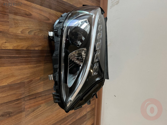 Mersedes W205 kasa sağ far