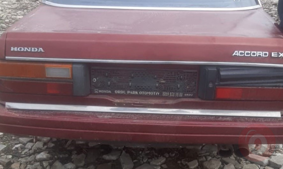 1983 model honda accord 1.6 çıkma arka tampon