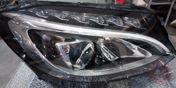 MERCEDES C205 SAĞ FAR  ÇIKMA PARÇALAR