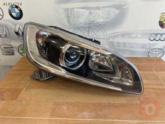 VOLVO S60 SAĞ FAR ÇIKMA  ORJİNAL