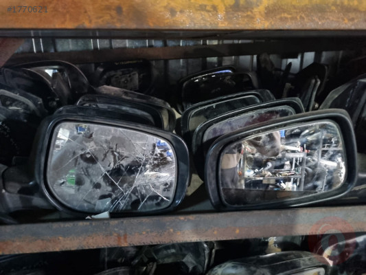 99-01 TOYOTA AVENSİS  ÇIKMA ORJİNAL AYNA
