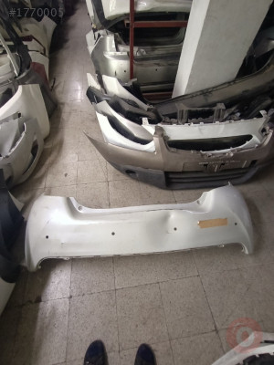 TOYOTA YARİS ARKA TAMPON 2014-2017