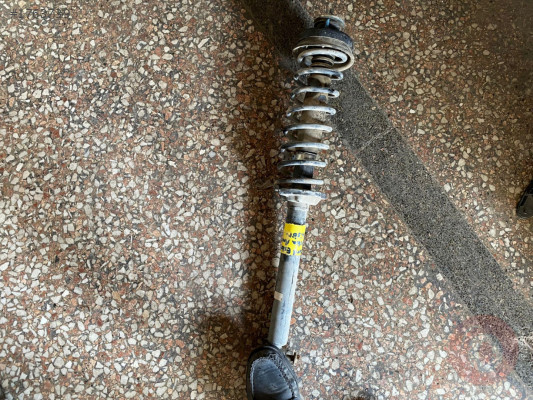 FORD ESCORT ARKA AMORTİSÖR ORJİNAL ÇIKMA TEMİZ
