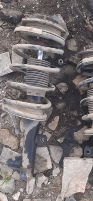1998 citroen berlingo 1.9 çıkma sol amortisör kep yay takımı