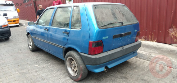 Fiat uno bagaj kapısı ve camı