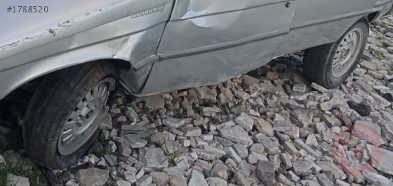 renault r9 broadway 1.4 çıkma sol jant lastik takımı
