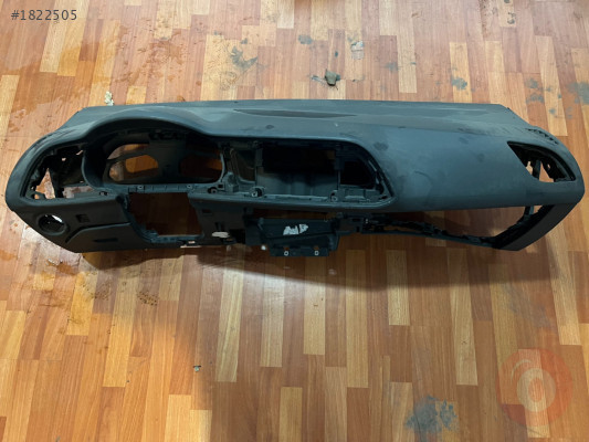 Seat Leon Göğüs Boş