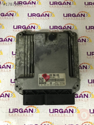 0261S02226 03H906032 MED9.1 8743   V.W. PASSAT MOTOR BEYNİ