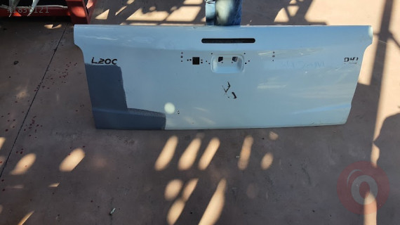 MİTSUBİSHİ L200 ARKA BAGAJ SEFALILAR OTO CIKMA