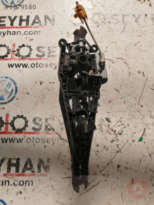 Opel insignia 2014 sol arka kapı açma kolu braketi