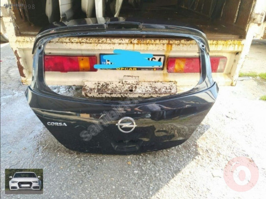 Corsa D Bagaj Kapağı
