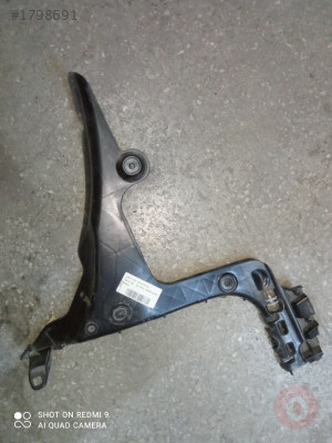 AUDİ A3 ARKA TAMPON BRAKETİ 2004 -2013 8P4807377B