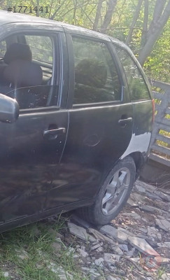2001 model seat ibiza 16v akl çıkma sol arka kapı dolu