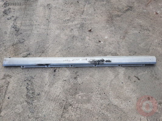 OPEL VECTRA C SOL MARŞPİYEL KAPLAMASI